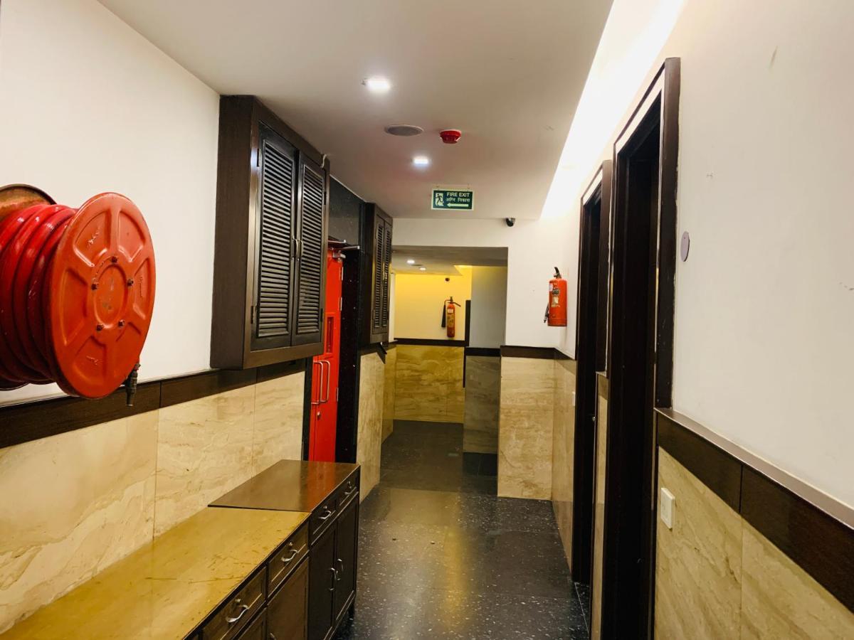 Metropolis Tourist Home Paharganj Ню Делхи Екстериор снимка