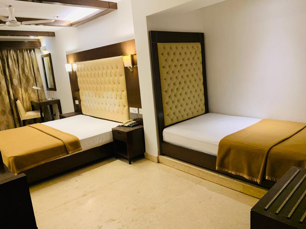 Metropolis Tourist Home Paharganj Ню Делхи Екстериор снимка