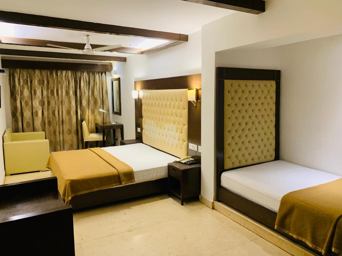 Metropolis Tourist Home Paharganj Ню Делхи Екстериор снимка