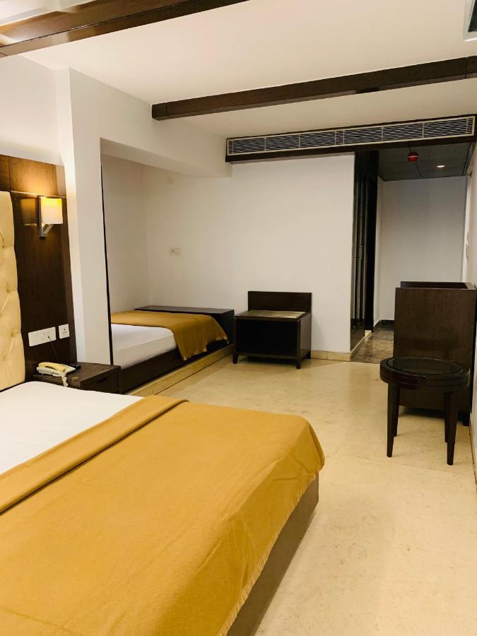 Metropolis Tourist Home Paharganj Ню Делхи Екстериор снимка