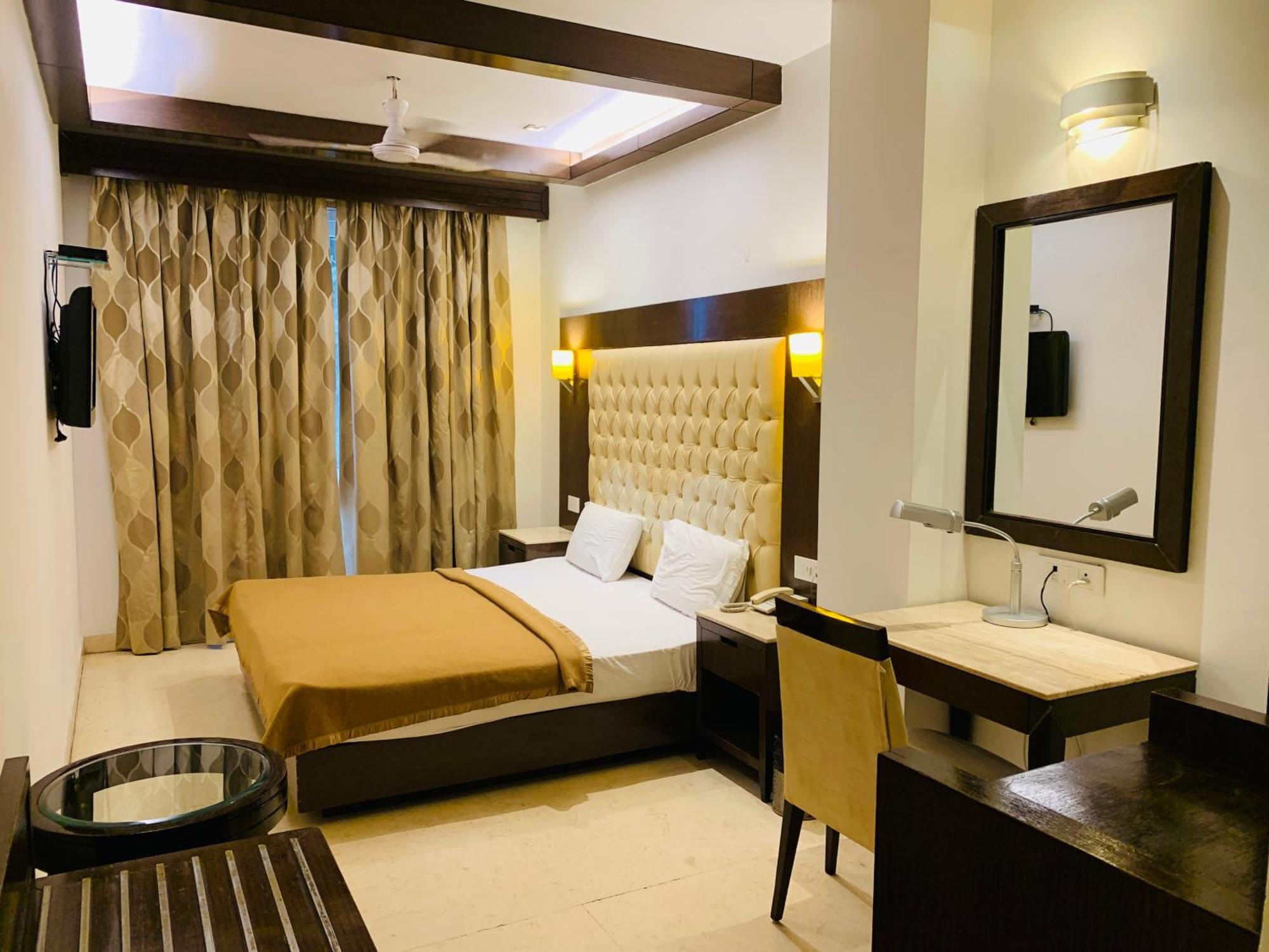Metropolis Tourist Home Paharganj Ню Делхи Екстериор снимка