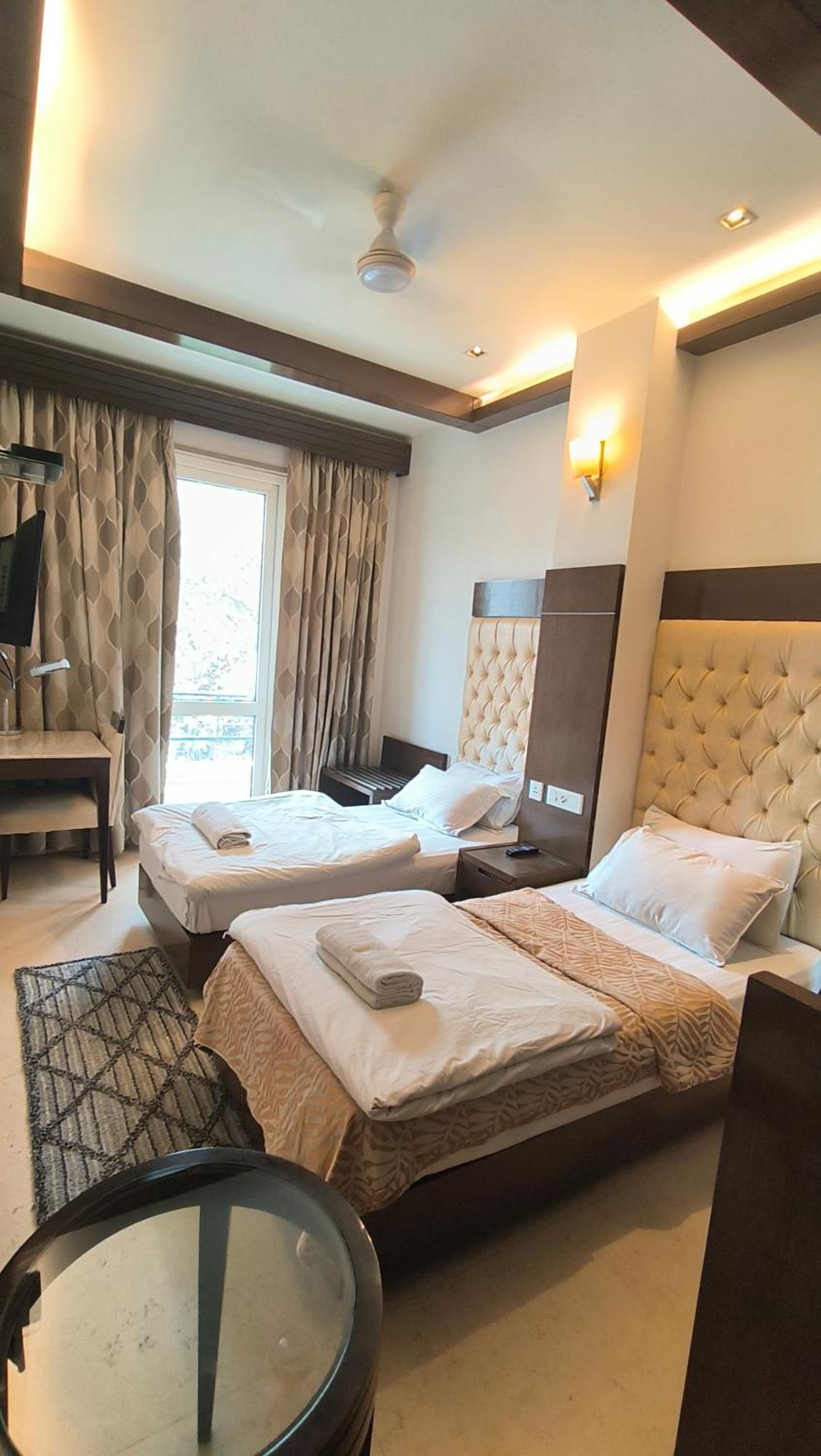 Metropolis Tourist Home Paharganj Ню Делхи Екстериор снимка